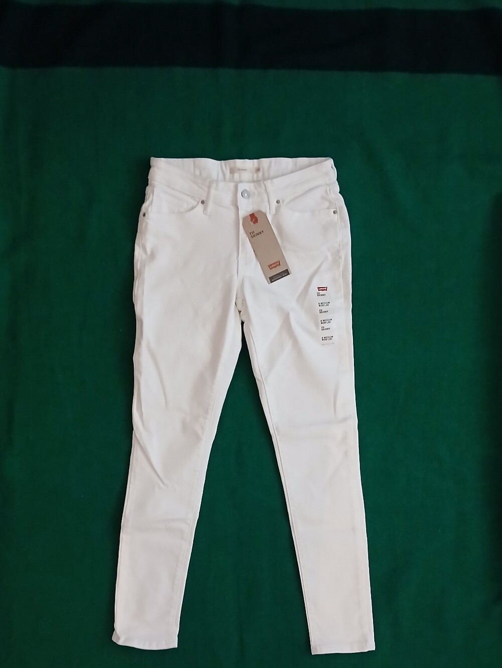 Levi's 711 Skinny Jeans